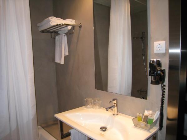 Habitus Hotel Leyre : photo 3 de la chambre chambre lits jumeaux