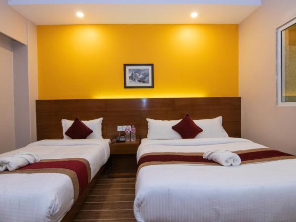 Hotel Balcony : photo 7 de la chambre chambre double ou lits jumeaux deluxe - vue sur montagne