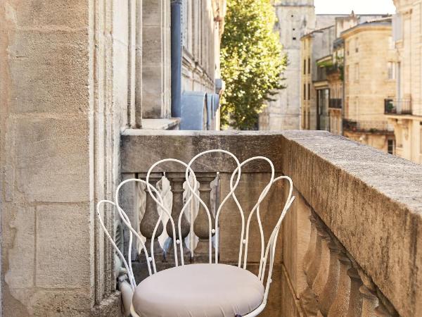 L'Htel Particulier Bordeaux : photo 5 de la chambre  chambre double deluxe avec balcon