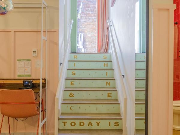 The Russell : photo 5 de la chambre room 2:t - tower suite