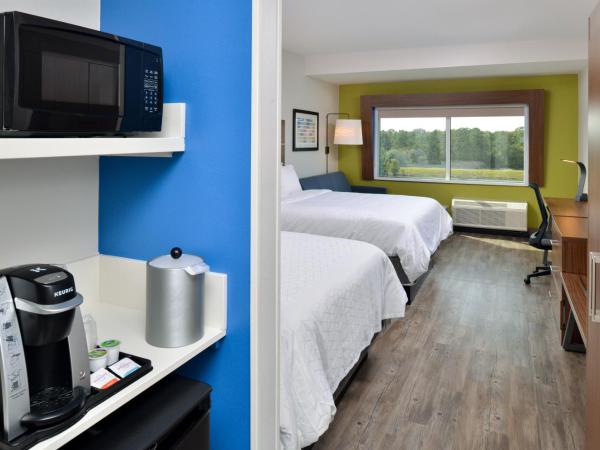 Holiday Inn Express Orlando - South Park, an IHG Hotel : photo 1 de la chambre chambre double avec baignoire spa