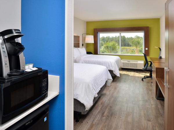 Holiday Inn Express Orlando - South Park, an IHG Hotel : photo 1 de la chambre chambre queen avec 2 lits queen-size- adaptée aux personnes malentendantes/non-fumeurs 