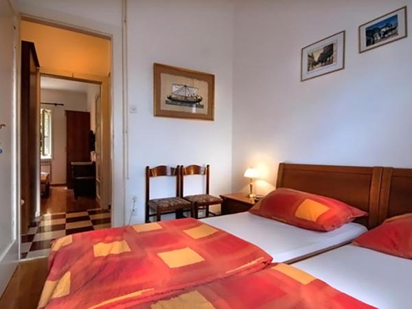Angela Classic Rooms & Apartments : photo 3 de la chambre chambre double ou lits jumeaux avec salle de bains privative