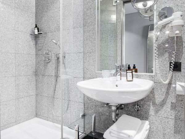 TITANIC Comfort Kurfürstendamm : photo 4 de la chambre chambre simple