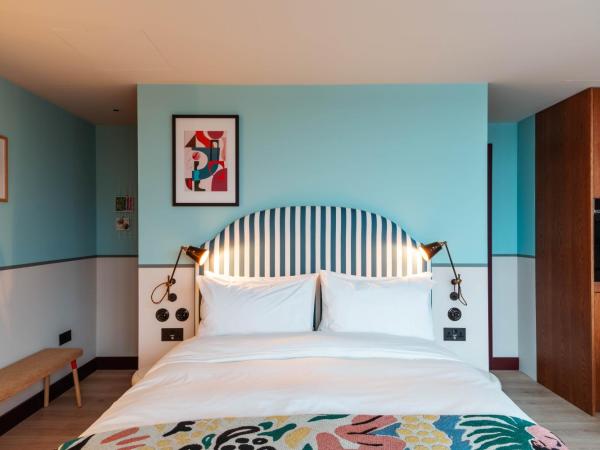 room2 Chiswick Hometel : photo 8 de la chambre suite