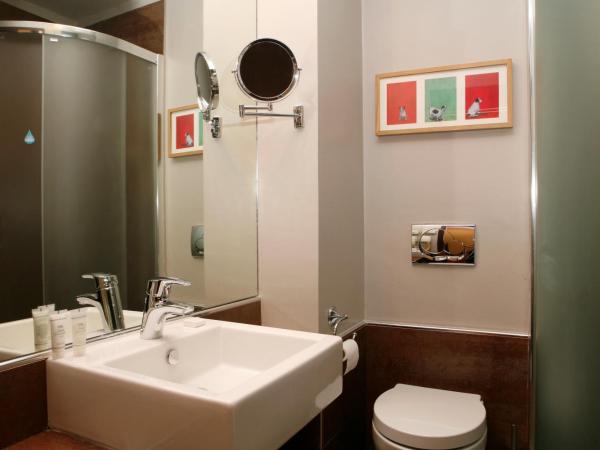 Hotel Lancaster : photo 4 de la chambre chambre simple