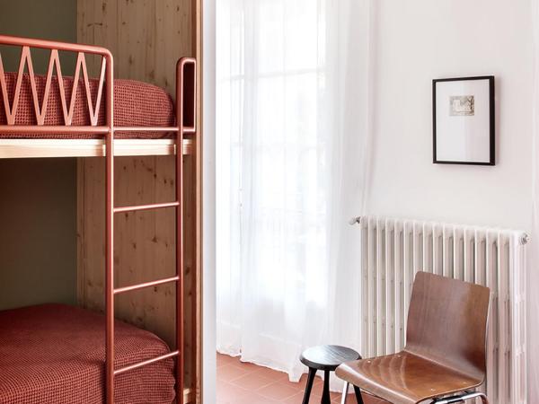 Hôtel Voltaire : photo 3 de la chambre chambre familiale avec balcon