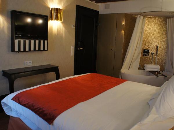Tonic Hotel Saint Germain des Prs : photo 4 de la chambre chambre double classique avec baignoire