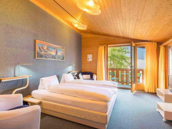 Hotel Lindenhof by Crossworld AG : photo 3 de la chambre chambre double supérieure avec balcon