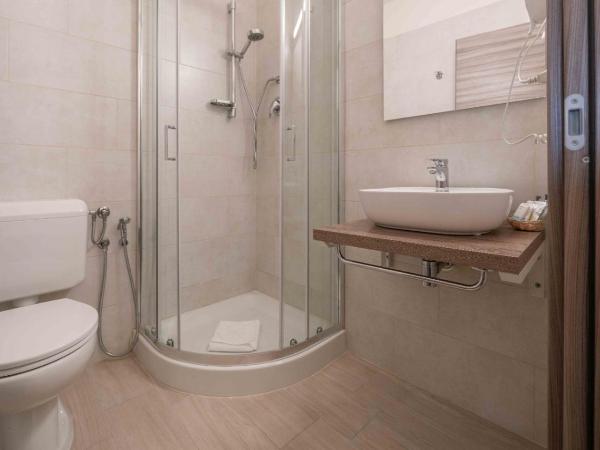 Hotel Cairoli : photo 8 de la chambre chambre triple