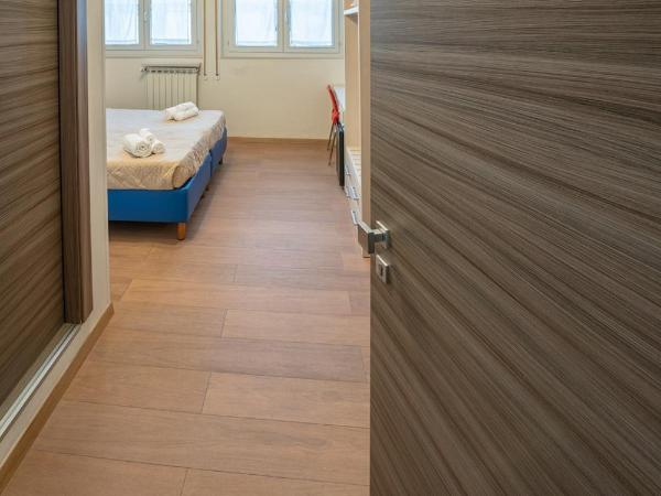 Hotel Cairoli : photo 9 de la chambre chambre double ou lits jumeaux