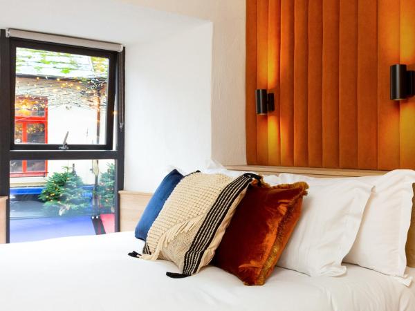 The Snug Townhouse : photo 3 de la chambre hébergement supérieur confortable