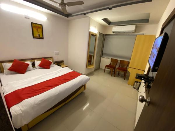 Hotel Riverfront : photo 6 de la chambre chambre double Économique