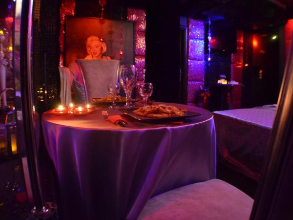 Xcite Hotel Salem : photo 6 de la chambre suite lit king-size