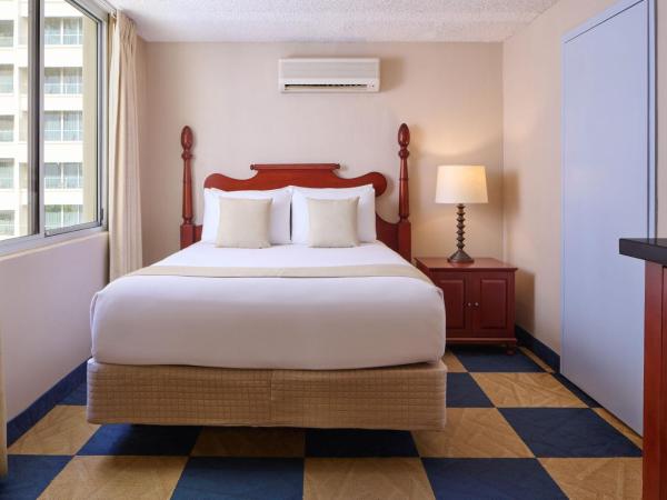 Ewa Hotel Waikiki : photo 3 de la chambre chambre moyenne