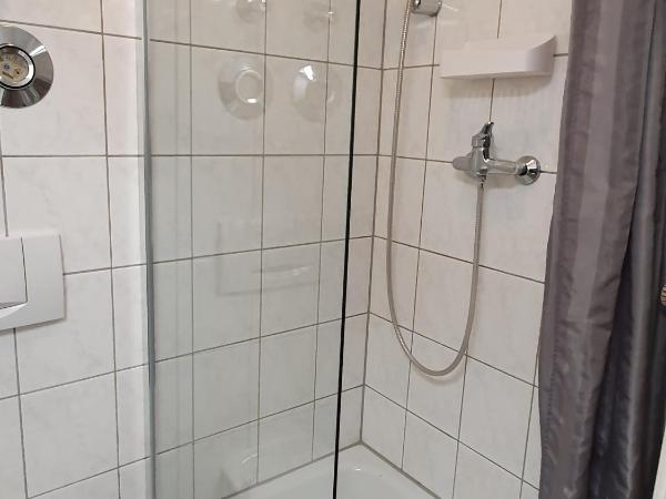 CityPark Aparthotel : photo 9 de la chambre chambre quadruple confort