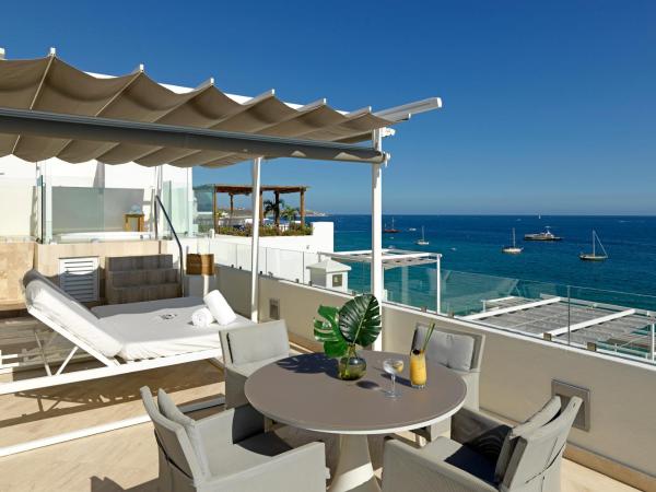 ME Cabo by Meliá : photo 8 de la chambre suite exclusive me+ avec bain à remous et terrasse