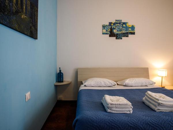 Etruria Airport : photo 2 de la chambre chambre double avec salle de bains privative