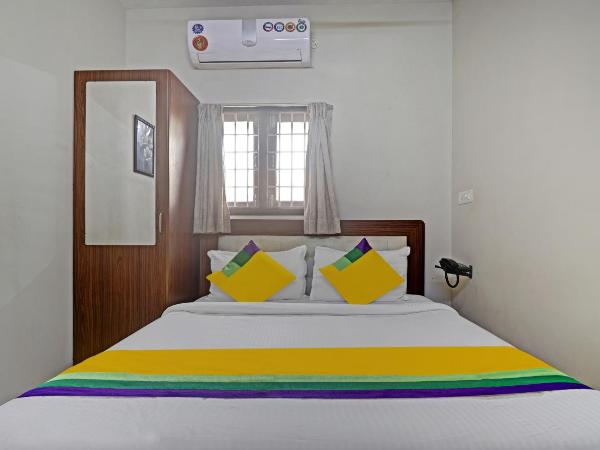 Itsy Hotels Rithika Inn Blossoms : photo 3 de la chambre chambre double Économique