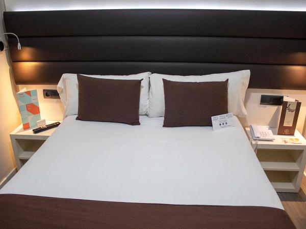 BCN Urbaness Hotels Del Comte : photo 4 de la chambre  chambre double - occupation simple