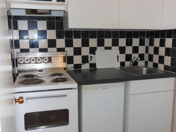 Motel Pierre : photo 3 de la chambre chambre lit queen-size