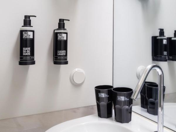 One Shot Aliados Goldsmith 12 : photo 2 de la chambre chambre double ou lits jumeaux standard