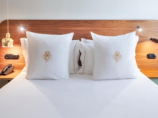 One Shot Aliados Goldsmith 12 : photo 8 de la chambre chambre double avec balcon