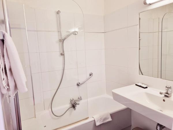 Hotel Carlton Nice : photo 9 de la chambre chambre lits jumeaux standard