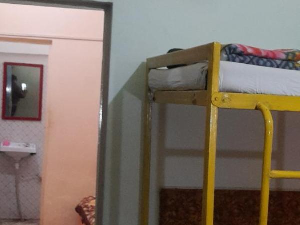 G Vibes Guest House : photo 3 de la chambre chambre familiale