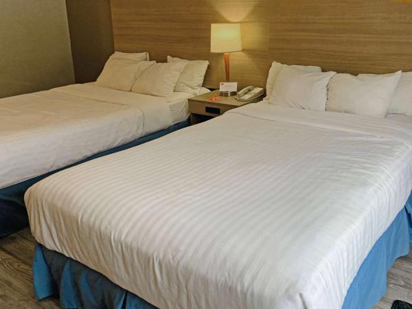 Econo Lodge Airport Quebec : photo 6 de la chambre chambre avec 2 lits doubles - 2e Étage