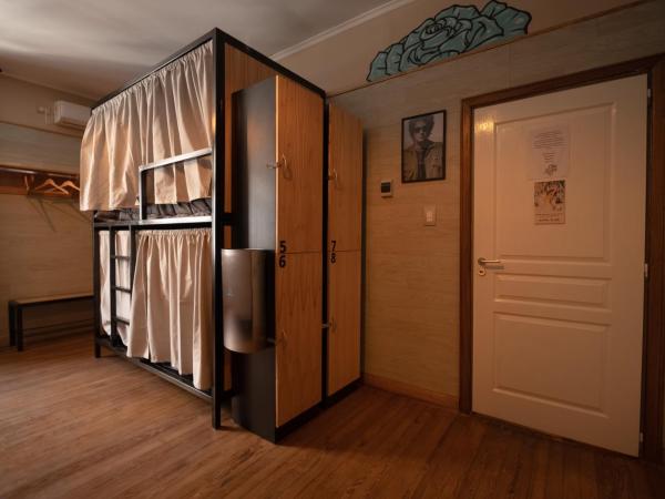 Che Juan Hostel BA : photo 5 de la chambre lit dans dortoir mixte de 12 lits