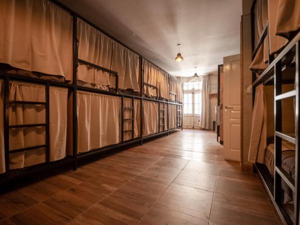 Che Juan Hostel BA : photo 4 de la chambre lit dans dortoir mixte de 12 lits