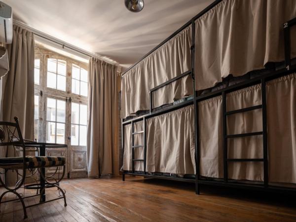 Che Juan Hostel BA : photo 3 de la chambre lit dans dortoir mixte de 4 lits