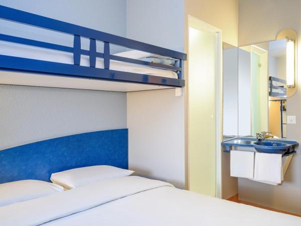 ibis budget Amboise : photo 1 de la chambre chambre triple