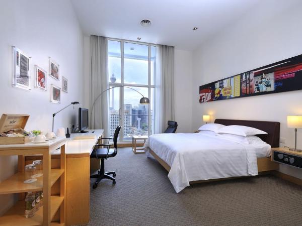 Hotel Capitol Kuala Lumpur : photo 2 de la chambre 10 room - premium