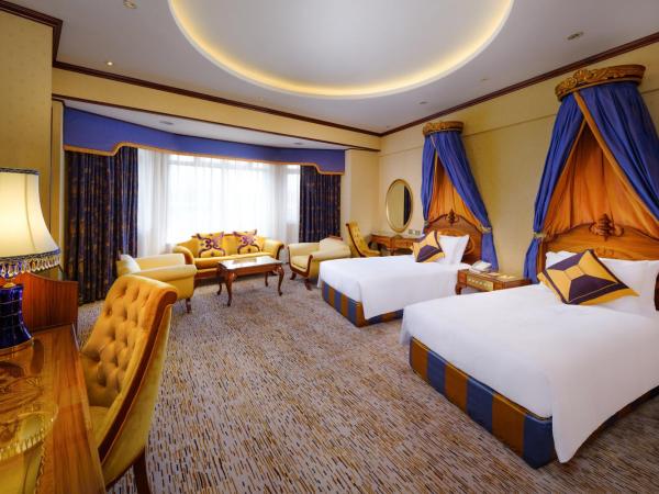 Hotel Lisboa : photo 1 de la chambre chambre lits jumeaux spacieuse