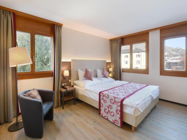 Hôtel des Vignes : photo 2 de la chambre chambre supérieure lit queen-size