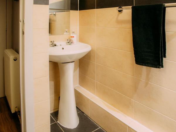 Edinburgh Backpackers : photo 4 de la chambre chambre double avec salle de bains privative