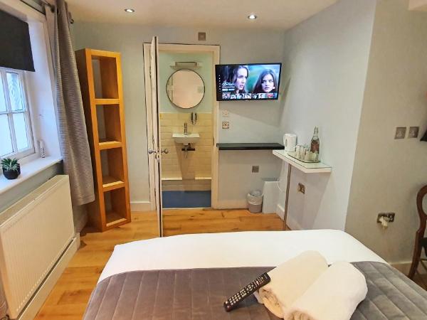 Churchill Brighton : photo 1 de la chambre chambre double avec salle de bains privative