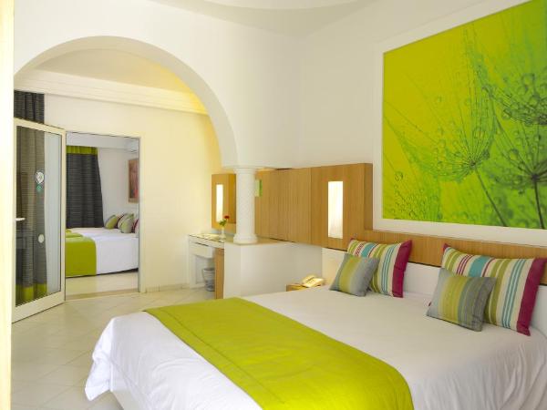 One Resort Aqua Park : photo 5 de la chambre chambre familiale supérieure