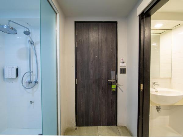 WE Terminal Hotel : photo 7 de la chambre chambre triple standard