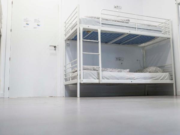 Downtown River Hostel : photo 2 de la chambre lit dans dortoir mixte de 6 lits