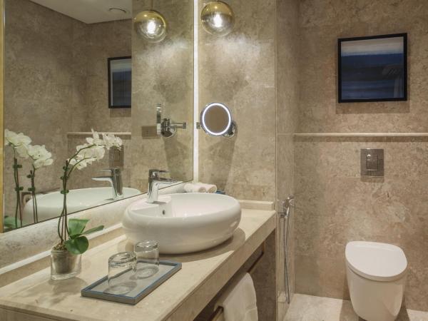 Maani Muscat Hotel & Suites : photo 4 de la chambre chambre standard
