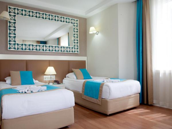 Nasa Flora Hotel : photo 1 de la chambre chambre double ou lits jumeaux standard - vue sur mer