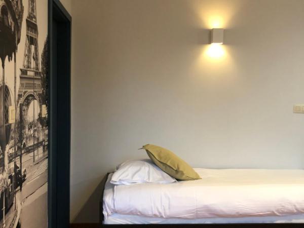 Hotel Le Cygne d'Argent : photo 3 de la chambre chambre quadruple avec cuisine