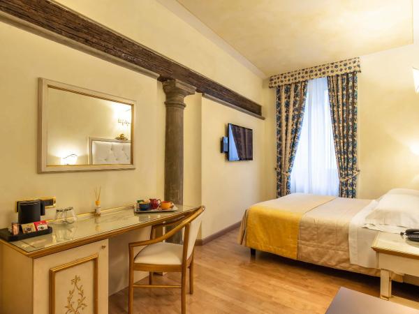 Hotel Alba Palace : photo 2 de la chambre chambre double ou lits jumeaux