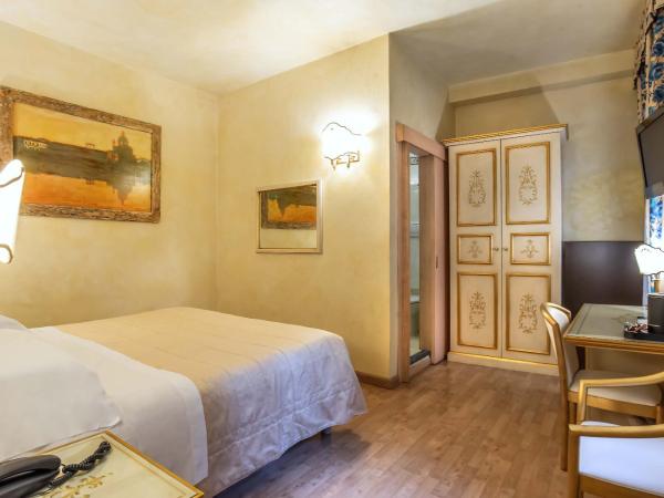 Hotel Alba Palace : photo 8 de la chambre chambre double ou lits jumeaux