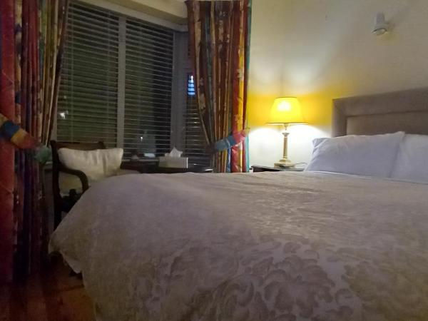 Woodhaven Manor h91rc9d : photo 5 de la chambre chambre double avec salle de bains privative