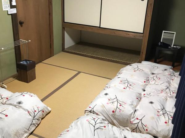 Nagasaki Kagamiya : photo 2 de la chambre chambre triple Économique avec salle de bains commune