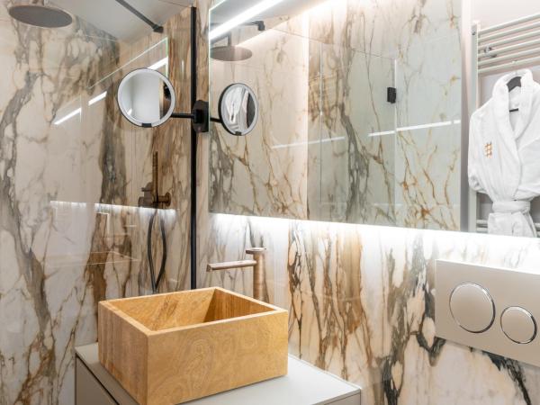 Binario 934 Smart Hotel : photo 6 de la chambre chambre supérieure mansardée lit queen-size